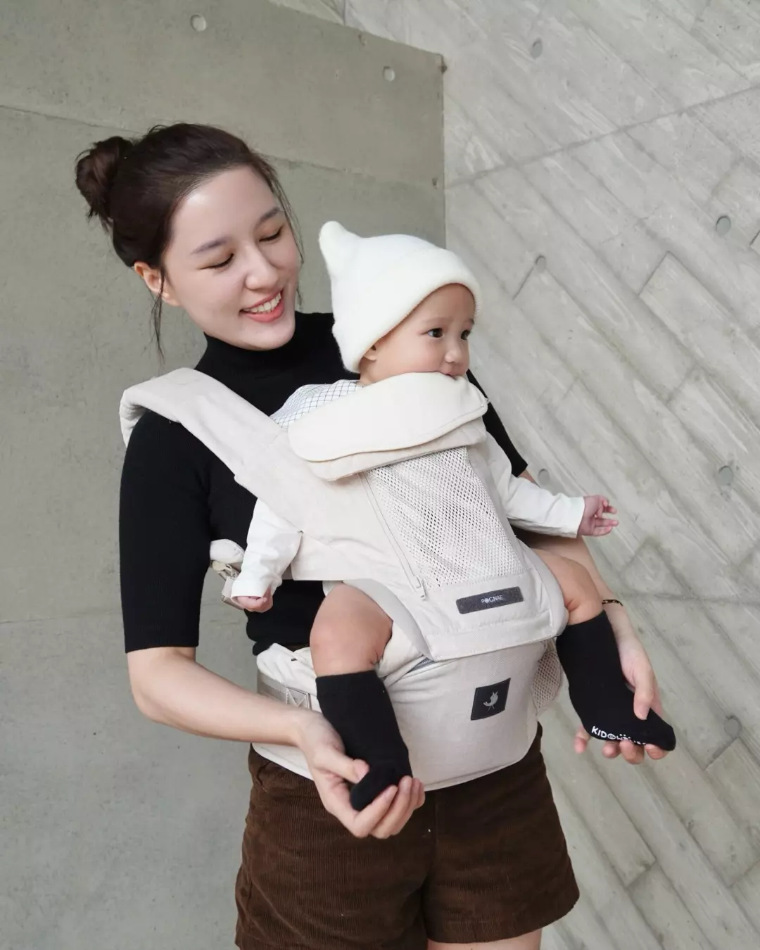 妌Amoy媽咪推薦POGNAE max 四合一極輕量嬰兒背巾